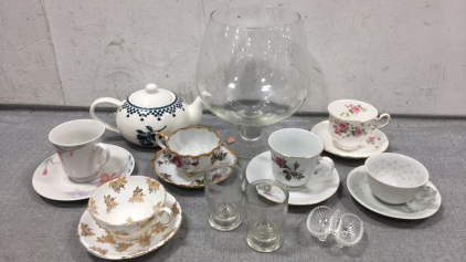 Bistro Tea Pot, (6) Decorative Tea Cups w/ Matching Saucers, (2) Small Glasses, Salt Dish, Standing Bowl Vase