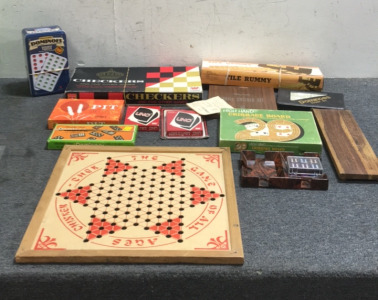 (3) Vintage Sets Of Dominos (2) Uno Card Games (2) Checkers Sets (1) Chinese Checkers Board (1) Pit Family Card Gamev(1) Set Of Tile Rummy Game (1) VintagecHugh Hand cribbage Board