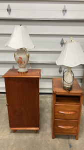 (2) end tables and (2) lamps