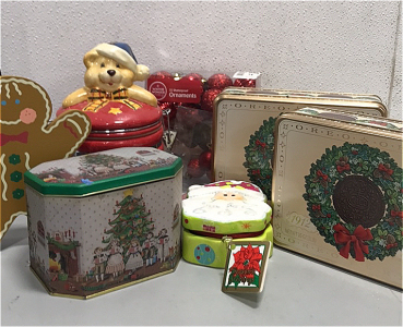 (2) Oreo 1990 Christmas, (1) 32 Shatterproof Ornaments Red, (1) Christmas Bear Cookie Jar and more