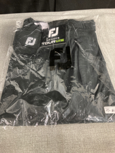 FJ Dryjoys Tour LTS Black Medium- New In Sealed Package