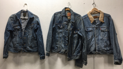 (3) Jean Jackets: Razzy Size Unknown, Levi&rsquo;s Size Large, Lucky Brand Size L