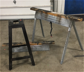 (2) 45&rdquo; x 32&rdquo; Collapsible Wood And Metal SawHorses (1) Metal Tool Stand