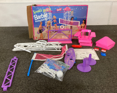 Vintage Barbie Beach Set