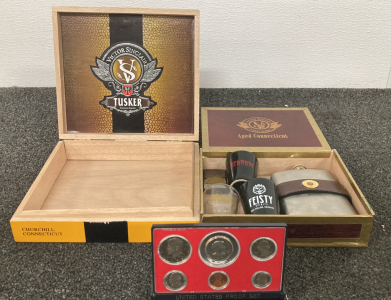 Cigar Boxes With Keepsakes