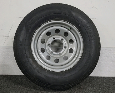 6 Lug Trailer Tire