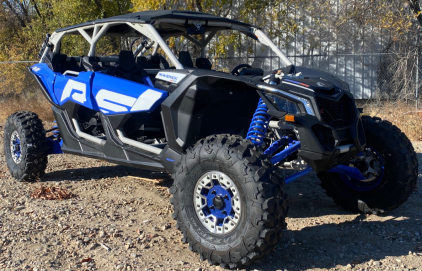 2022 CAN-AM Maverick XRS Turbo RR - Like New!