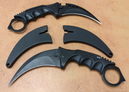 Pair of Knives w/Sheaths