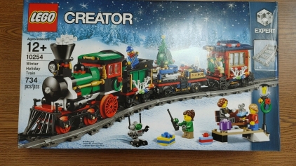 Brand New Lego Creator Winter Holiday Train
