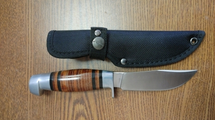 Near Mint Marbles Stacked Leather Handle, Fixed Blade