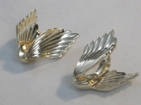 Gold Tone Leaf Clip Earrings