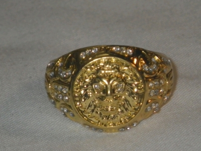Lion Head Ring Marked 750 Size 12