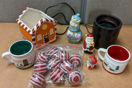 Wax Melter & Assorted Christmas Decor