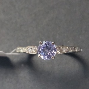 $1825 14K Tanzanite(0.55ct) Diamond(0.08ct) Ring