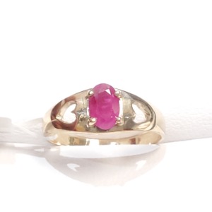 $1000 10K Natural Ruby(0.6ct) Ring