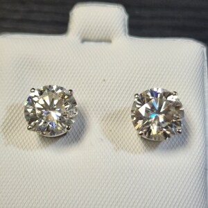 $1950 14K White Moissanite(3.5ct) Earrings