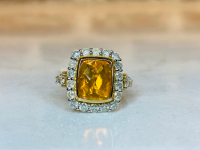 $4,890 Value - 14K Yellow Gold Diamond & Opal Ring - Sz 6 1/2