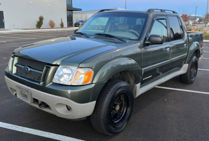 2002 Ford Sport Trac - 4x4!