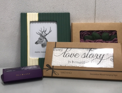 (1) Green and white 6&rdquo;x8&rdquo; Photo Frame, (1) Mienno Decoration Wood hanging Sign, (1) Decorative Roses, (1) KarmaBox Scorpio Zodiac Crystal Set