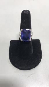 Beautiful Blue Faceted Sapphire Ring .925 Size 7