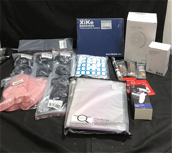(8) Sendestar Durable Straw Lids (30) 6&rdquo; x 9&rdquo; Resealable Bags (2) Dinosaur Silicone Cake Molds (2) MacBook Pro Cases (1) ViceFox PlayStation 5 Dual Charging Dock (3) Cell Phone lanyards (1) LED Innovative Lamp (1) Xike Bearings Garage Door Roller And More