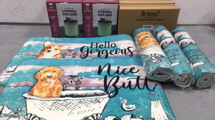 (5) Bath Mats, (2) Box of 2 Ceramic Ladles, (2) Utensi Holders