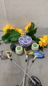 Solar Sunflowers/ Butterflies And Citronella Candles