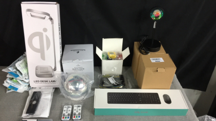 Desk Lamps - Mini Games - Wireless Keyboard - Protective Kit - Diffuser