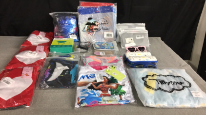 Kids Shirts - Sunglasses - Christmas Socks - Heart Shirts