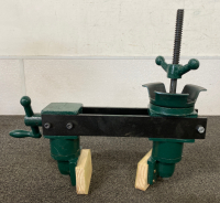 Heavy Duty a Woodcarver Vise