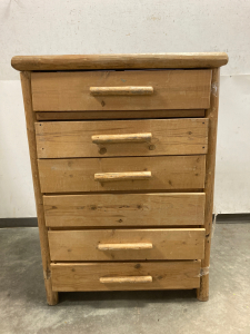 (6) Drawer Dresser