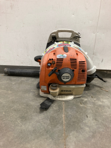 STIHL Leaf Blower