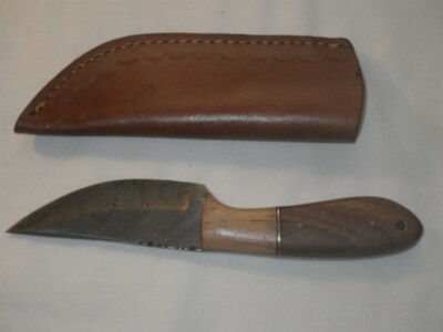 Damascus Full Tang Hunting Knife