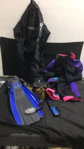 (1) O&rsquo;Neil Mens Size Large Fluidflex Wetsuit (1) Womens Size Xl Wetsuit (2) Tusa Imprex Snorkeling Flippers (1) Tusa Snorkeling Mask (1) Seaquest Diving Knife