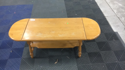 Nice Coffee Table With Extensions