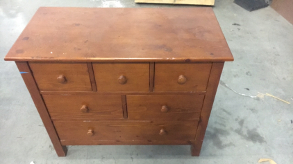 (6) Drawer Dresser - Solid Wood