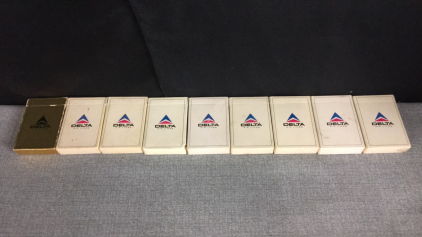 (9) Delta Airlines Playing Cards