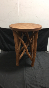 Decrotive Tree Branch Style Side Table