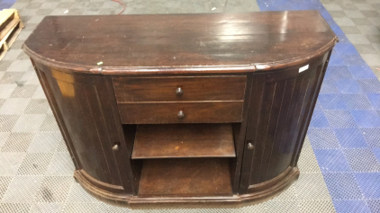 Nice Dresser with Lots of area for storage