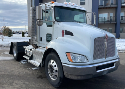 2011 Kenworth T300 - Local Fleet Vehicle!