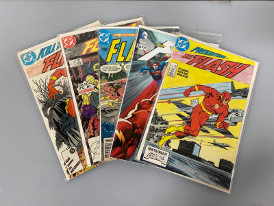 (5) DC &ldquo;Flash&rdquo; Comic Books