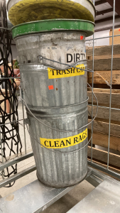 Small Metal Trash Cans With Lids