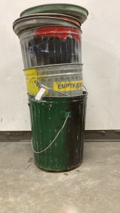 Small Metal Trash Cans With Lids.