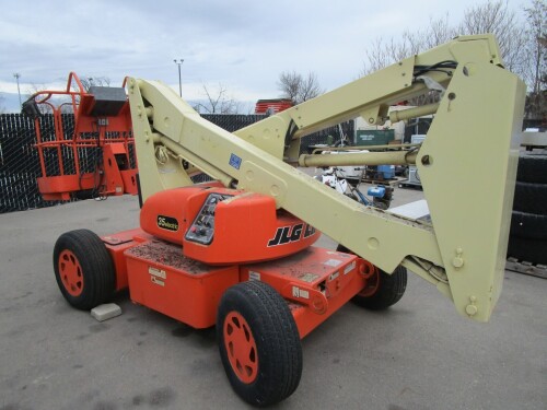 JLG Eletric Lift