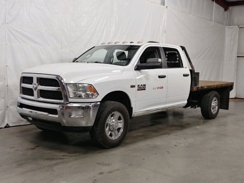 2014 Ram 3500 Flatbed - 4x4