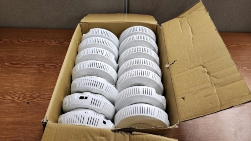 Box Of 14 Xirrus WiFi Boosters