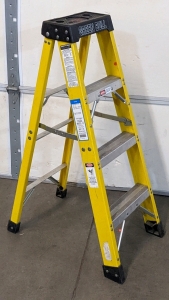 4' Step Ladder