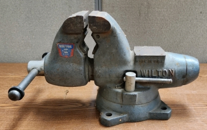 Vintage Wilton Vice