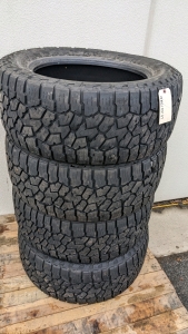 LT305/55R20 Tires