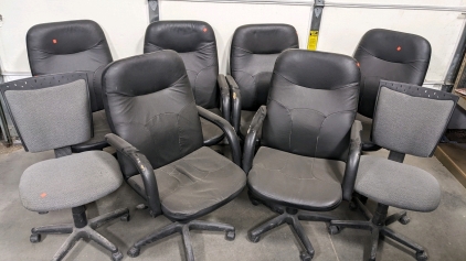 (8) Desk Chairs